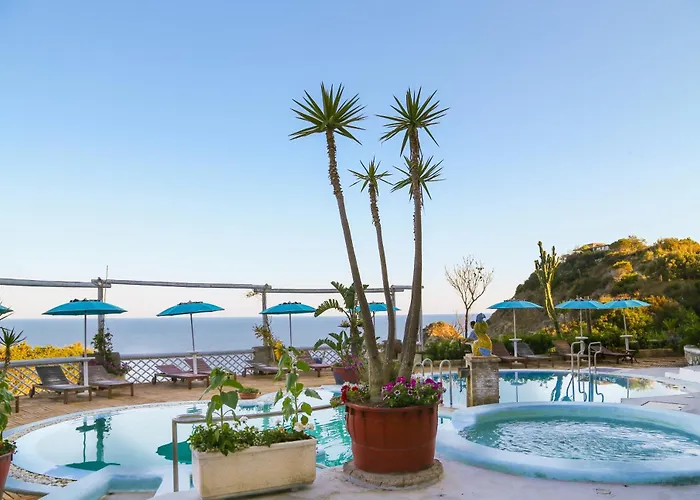 Torre Sant'angelo 3* Форио