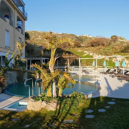 Ξενοδοχείο Torre Sant'angelo 3*